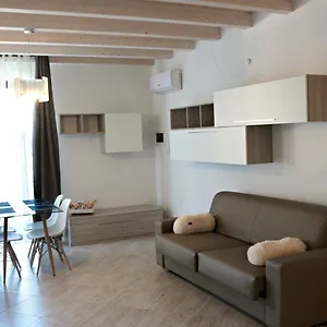 Paradeisos Sas , Somma Lombardo Italie